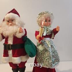 Vintage Mr and Mrs Santa Claus 24 Animatronic 70s