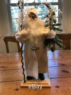 Vintage RARE Lynn Haney Handcrafted Santa Claus #1040 Winter Wonderland EUC