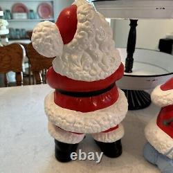 Vintage Rare Ceramic Atlantic Mold Santa Claus & Mrs Claus Christmas With Music