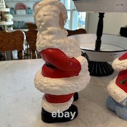 Vintage Rare Ceramic Atlantic Mold Santa Claus & Mrs Claus Christmas With Music