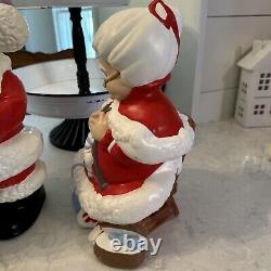 Vintage Rare Ceramic Atlantic Mold Santa Claus & Mrs Claus Christmas With Music