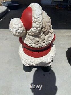 Vintage Retro Atlantic Mold Ceramic Winking Santa Claus Figure Set Of 2 19