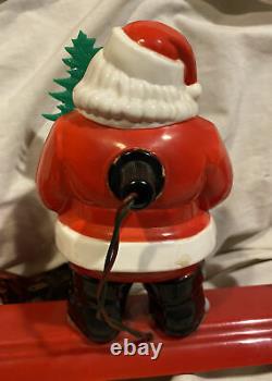 Vintage Royal Electric Santa Claus Lighted Electric 2-Candle Christmas Cat# 725