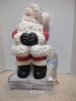 Vintage Santa Atlantic Mold 20 Ceramic Hand Painted Christmas Statue Shimmer