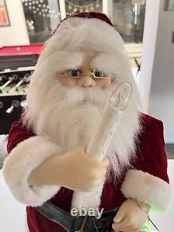 Vintage Santa Clause Animated 27 Figure Christmas Holiday Decoration TESTED