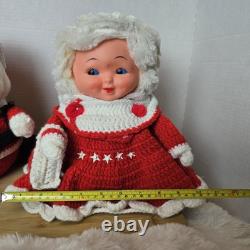 Vintage Santa & Mrs Claus Handmade Crochet Christmas Decor Kitschy Retro 70s