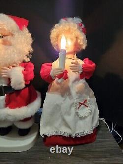 Vintage Santa's Best Mr & Mrs Santa Claus Lighted Animated Motion Figures 20