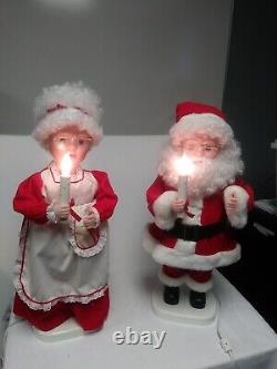 Vintage Santa's Christmas Animated Mr & Mrs Claus Figures Light