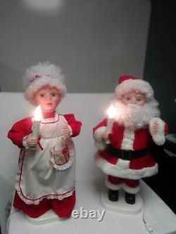 Vintage Santa's Christmas Animated Mr & Mrs Claus Figures Light