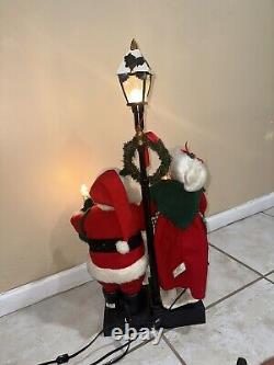 Vintage Trim A Home Mr Mrs Santa Claus Motion-ettes Animated Figure WithLamp