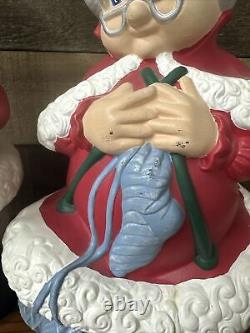 Vintage Winking Santa And Mrs Santa Claus Atlantic Mold Ceramic Figures 13