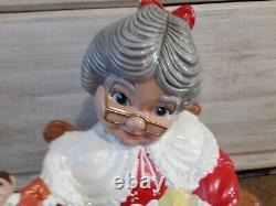 Vtg 16.5in Ceramic Mrs Santa Claus Christmas Figure Atlantic Mold Handpainted