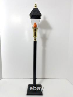 Vtg 92 Telco Motionettes Christmas Animated Figure Santa Mrs Claus Lamp Post Set
