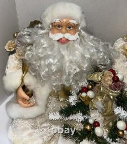 Vtg RARE White Christmas Mr. & Mrs. Santa Claus Figures Old World Showcase