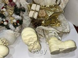 Vtg RARE White Christmas Mr. & Mrs. Santa Claus Figures Old World Showcase