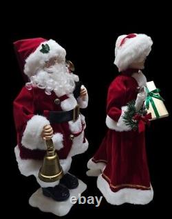 Vtg Santa Claus Animated Christmas Figures Mrs Lighted Candle 2002 Set of 2