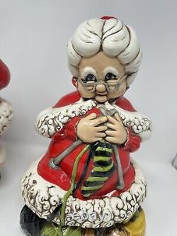 Winking Santa & Mrs. Claus Atlantic Mold Painted Ceramic Figures 70's Vtg