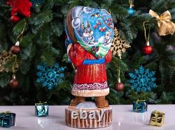 Wooden Carved Santa Claus figurine 11, Handmade Christmas Home Decor indoor