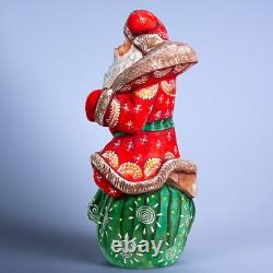 Wooden Carved Santa Claus figurine 9, Christmas Gift ideas for Home Decor