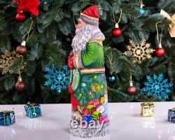 Wooden Hand Carved Santa Claus figurine 11, Vintage Christmas Home Decor