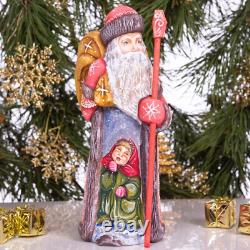 Wooden Santa Claus figurine 10, handmade Christmas Home Decoration