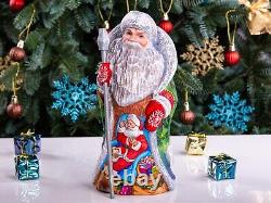 Wooden carved Santa Claus Figurine 9, Handmade home Christmas decor indoor