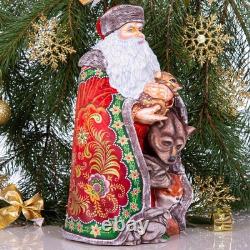 Wooden hand carved Santa Claus Figurine 14, Christmas home Decoration