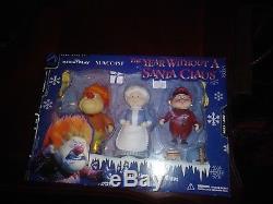 YEAR WITHOUT A SANTA CLAUS HEAT MISER Mrs. Claus and Jingle Action Figure Set